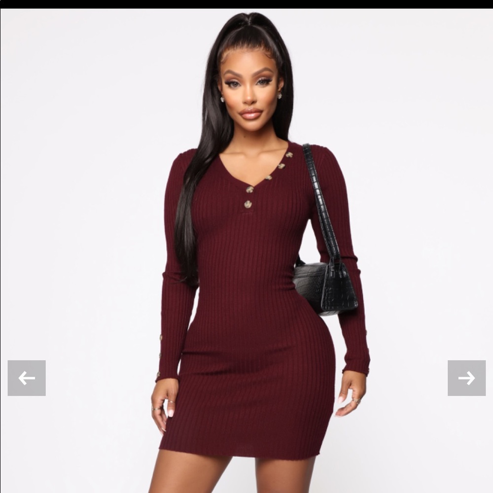 Maroon swearer dress with buttons